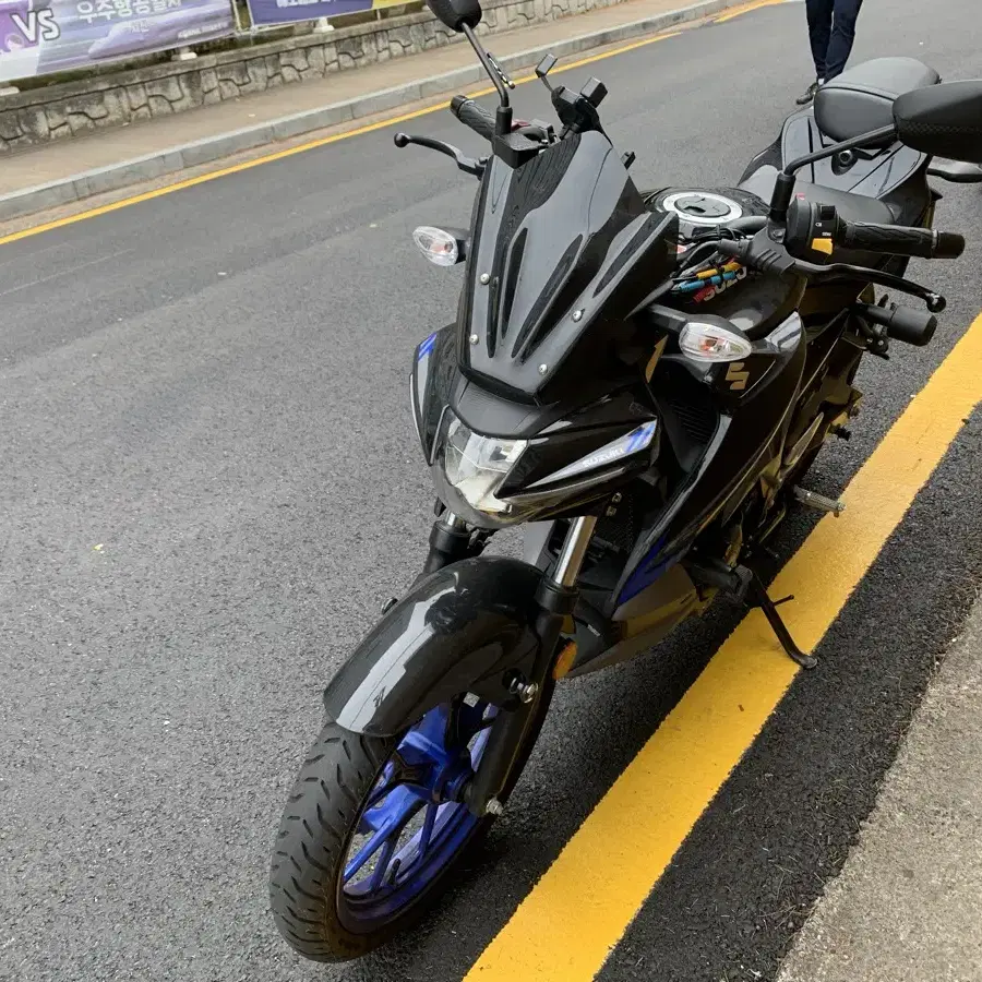 스즈키 GSX S125 4,400km 신차급 오토바이 판매