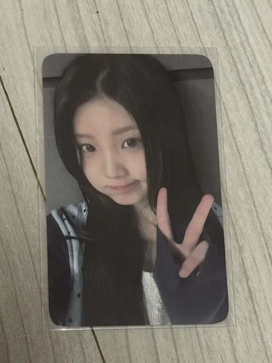 Eileen Wonhee SuperRealMe powerstation ld luckydraw Photocard