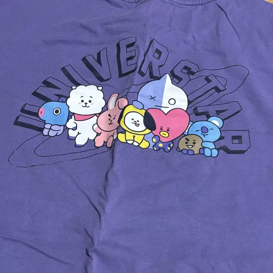 BT21 티셔츠