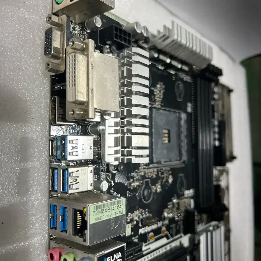 Asrock AB350 Pro4