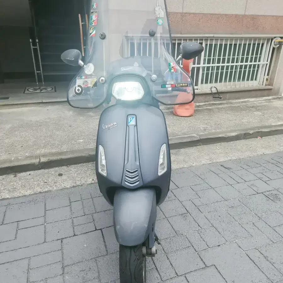 cbr r1 1000cc 구매합니다. 개인 400에 구해요