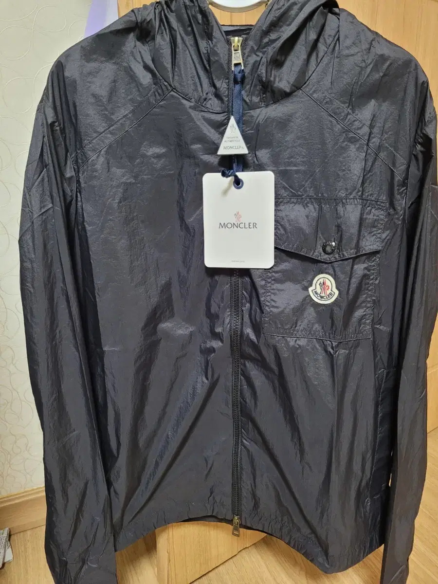 Moncler Samakar sell sizes 95-100