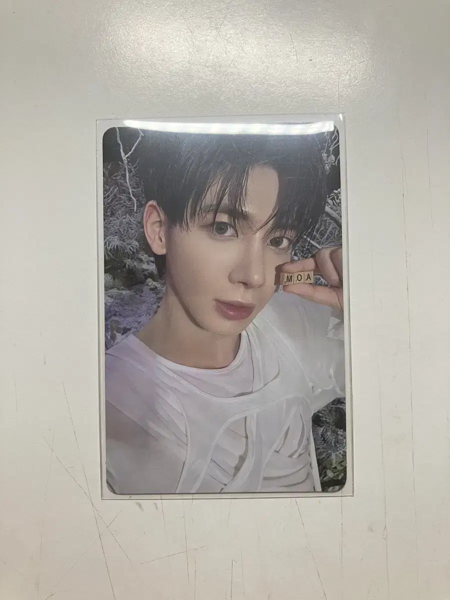 txt taehyun Sanctuary Savior Photocard