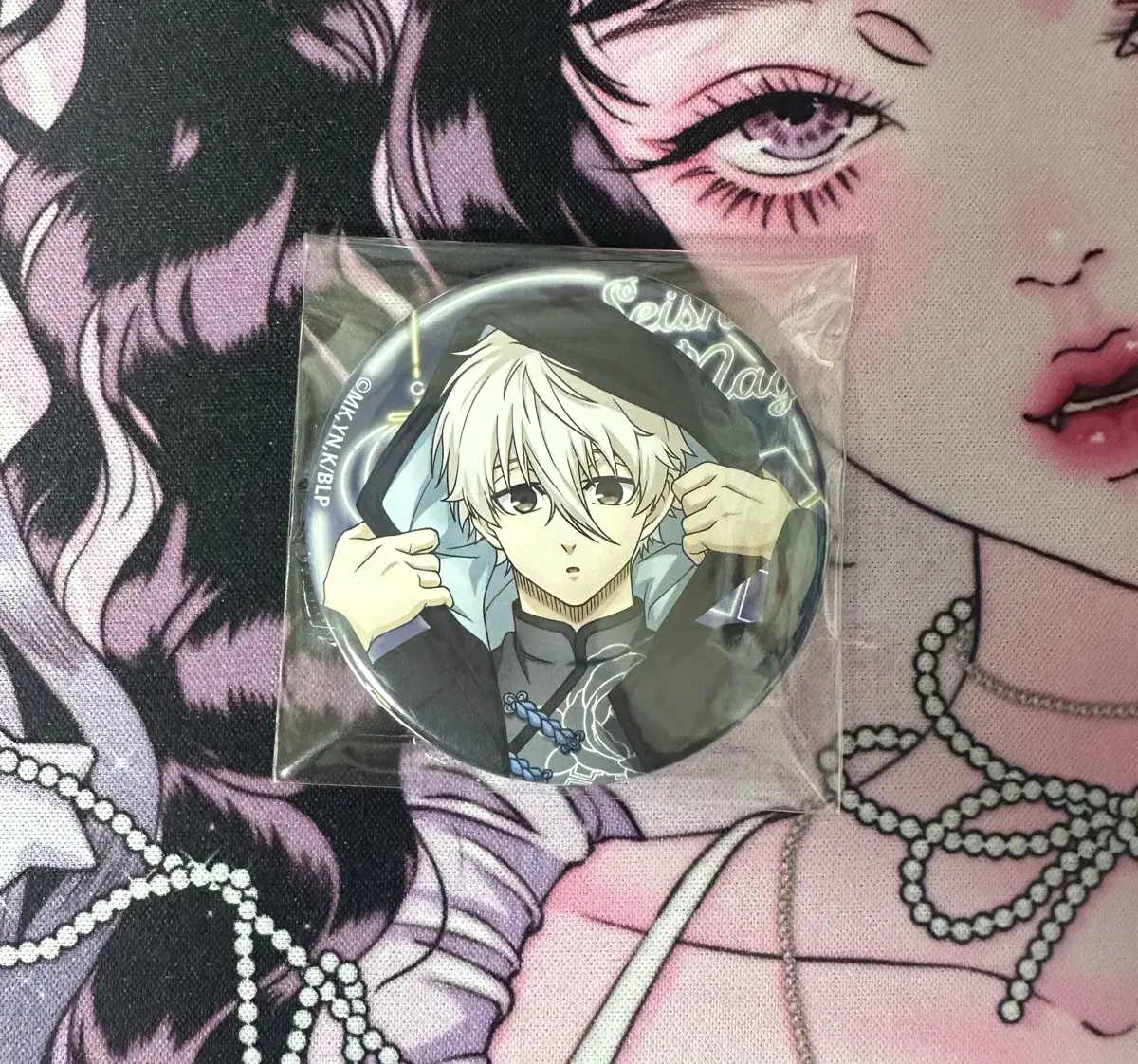 BLUELOCK Nagi Seishi Trading Neon China Ver. Can Badge/Pin Button