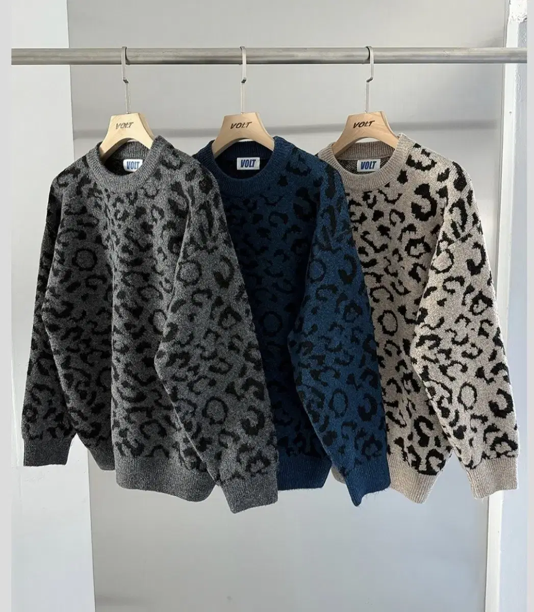 Volt volt leopard knit