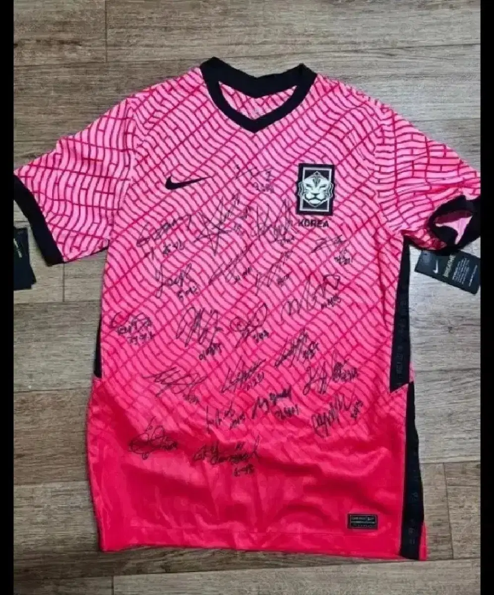 Women's National Soccer Team Signed Jerseys