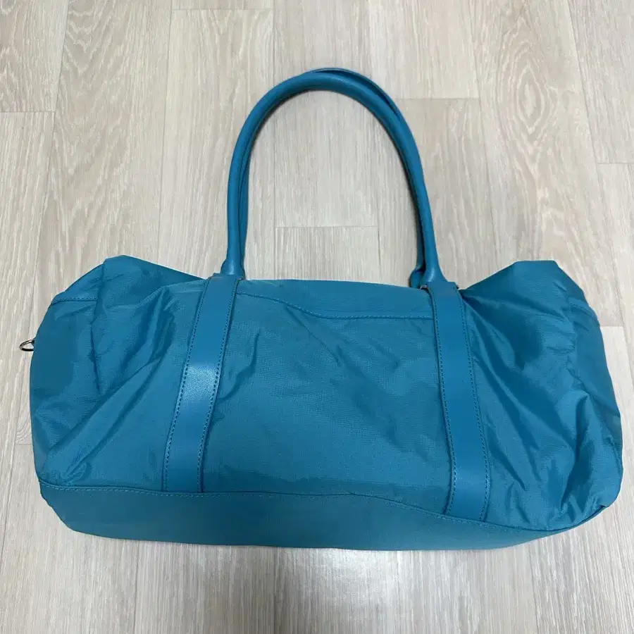 마뗑킴 카고 스포티 도트백 CARGO SPORTY TOTE BAG