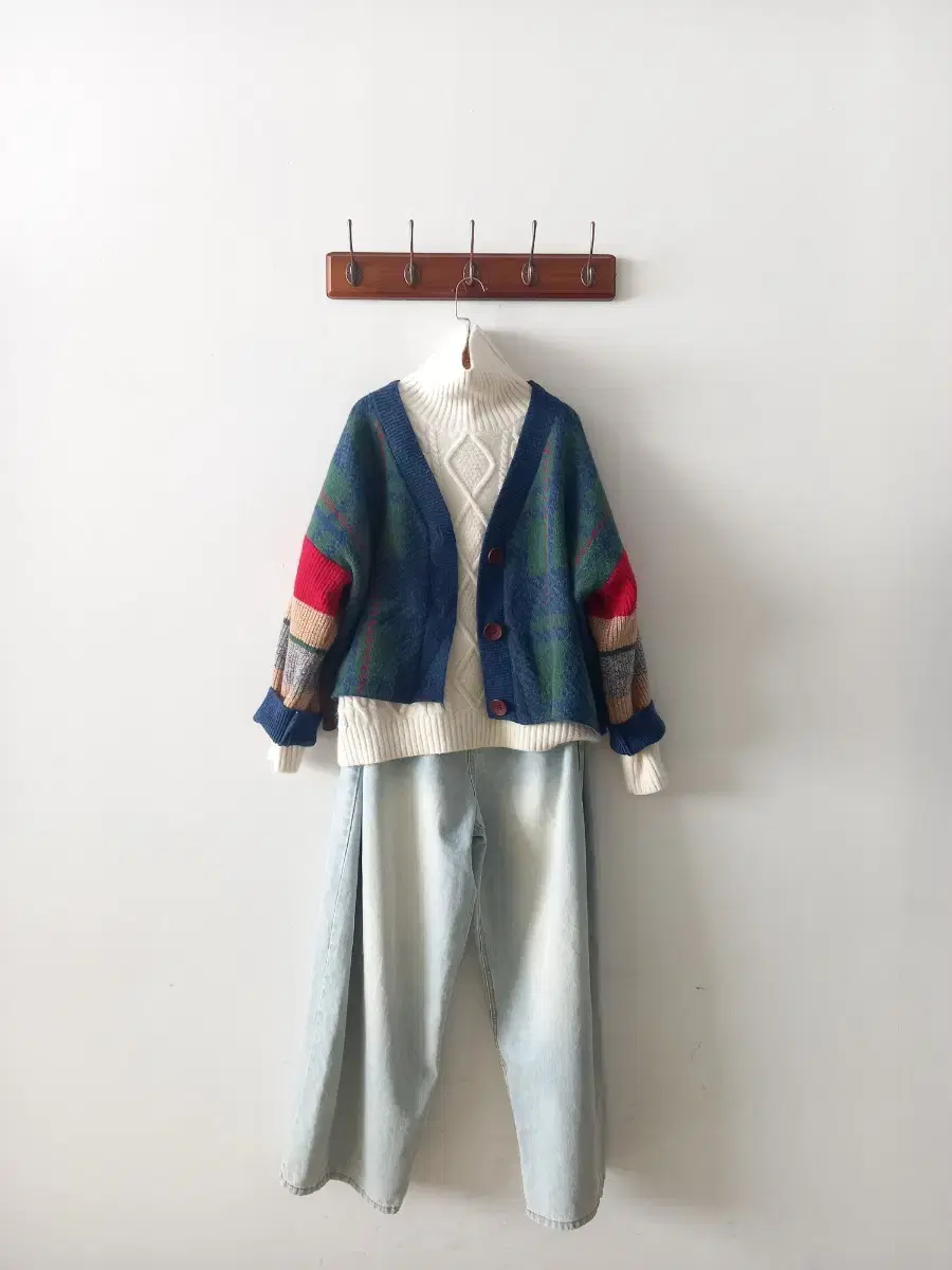 Overtly Chic Cuanquan Knit Cardigan (KnitA