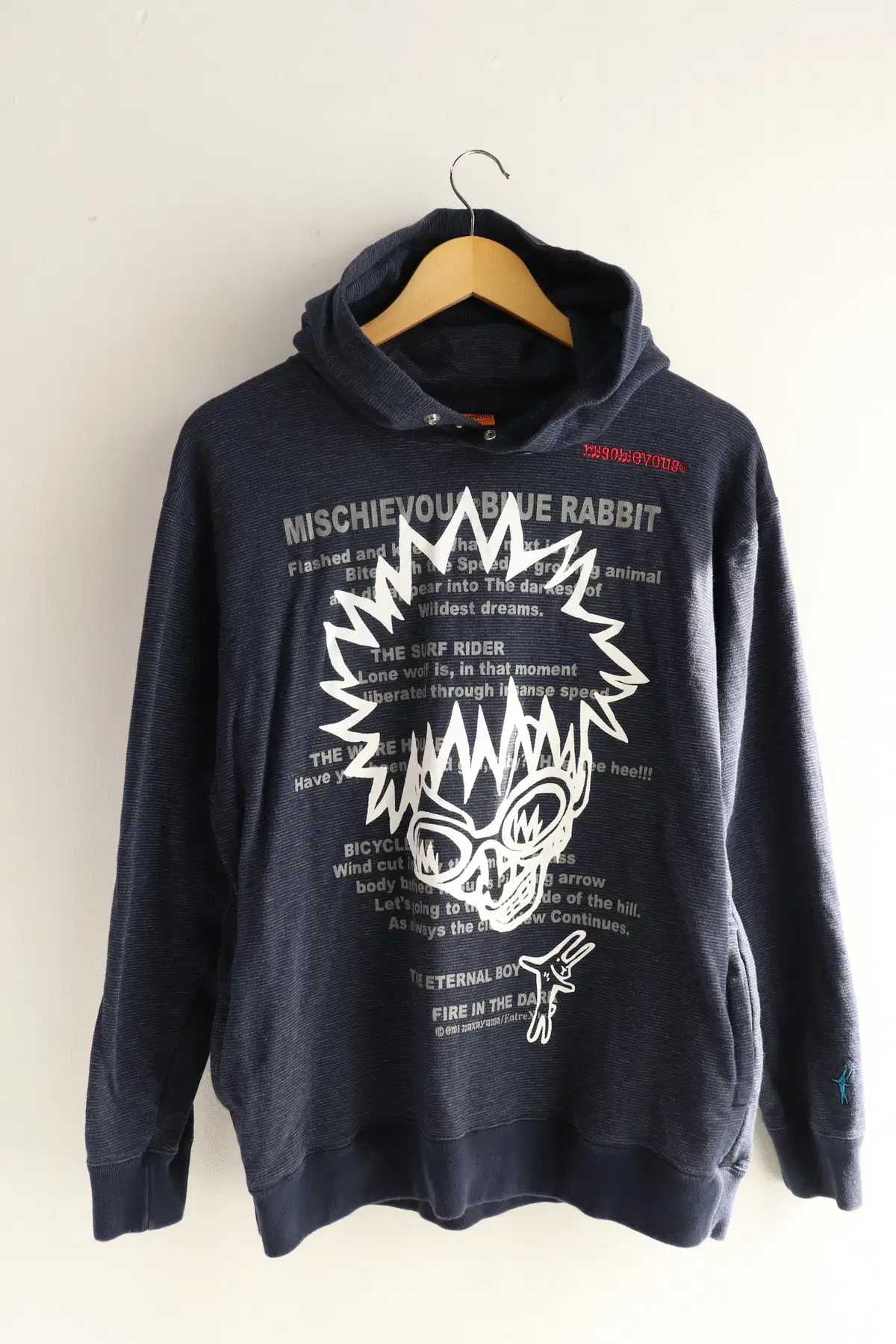 mischevous print hoodie size M