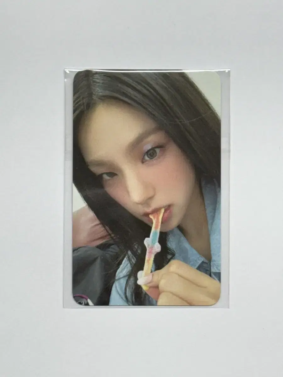 itzy yeji broadcast photocard wts