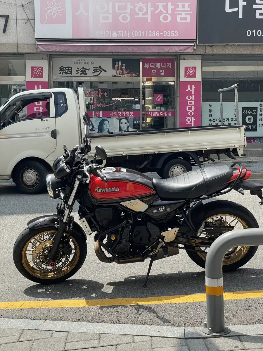 가와사키 z650rs