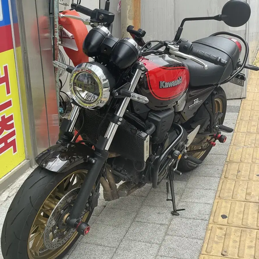 가와사키 z650rs