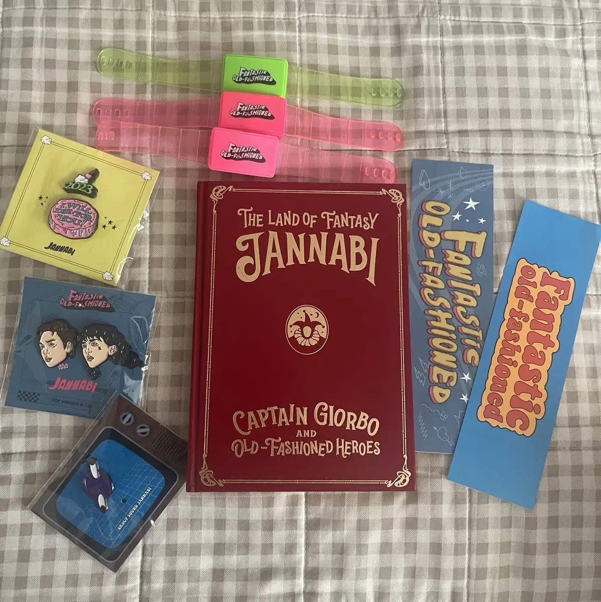 Bulk jannabi merchandise (fantasyland notes, pin badges, etc.)