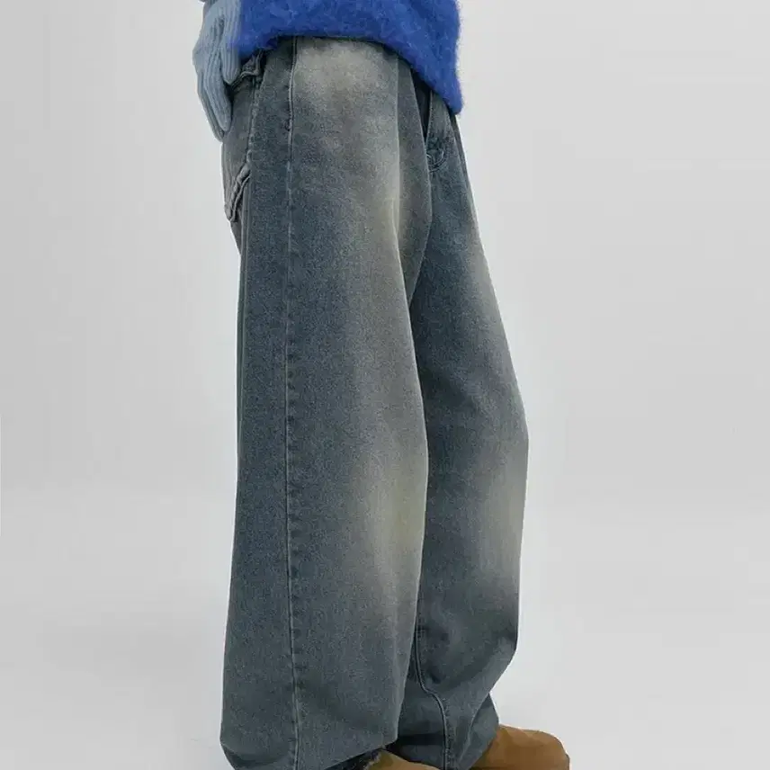 【EEUN】Karina Bootcut Pants Beige Cargo Jeans | Karina - Aespa - Fashion Chingu