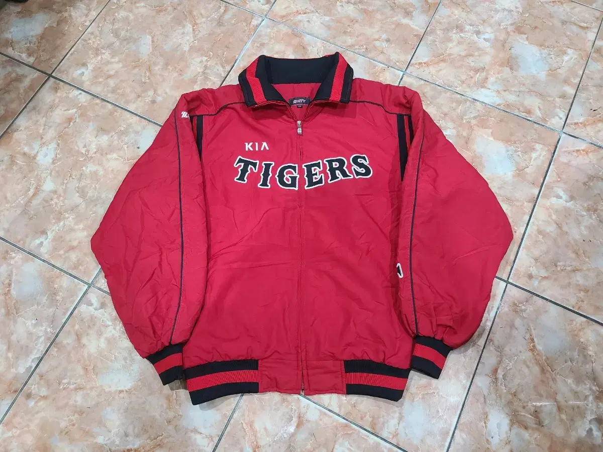 Kia Tigers Baseball Jumper