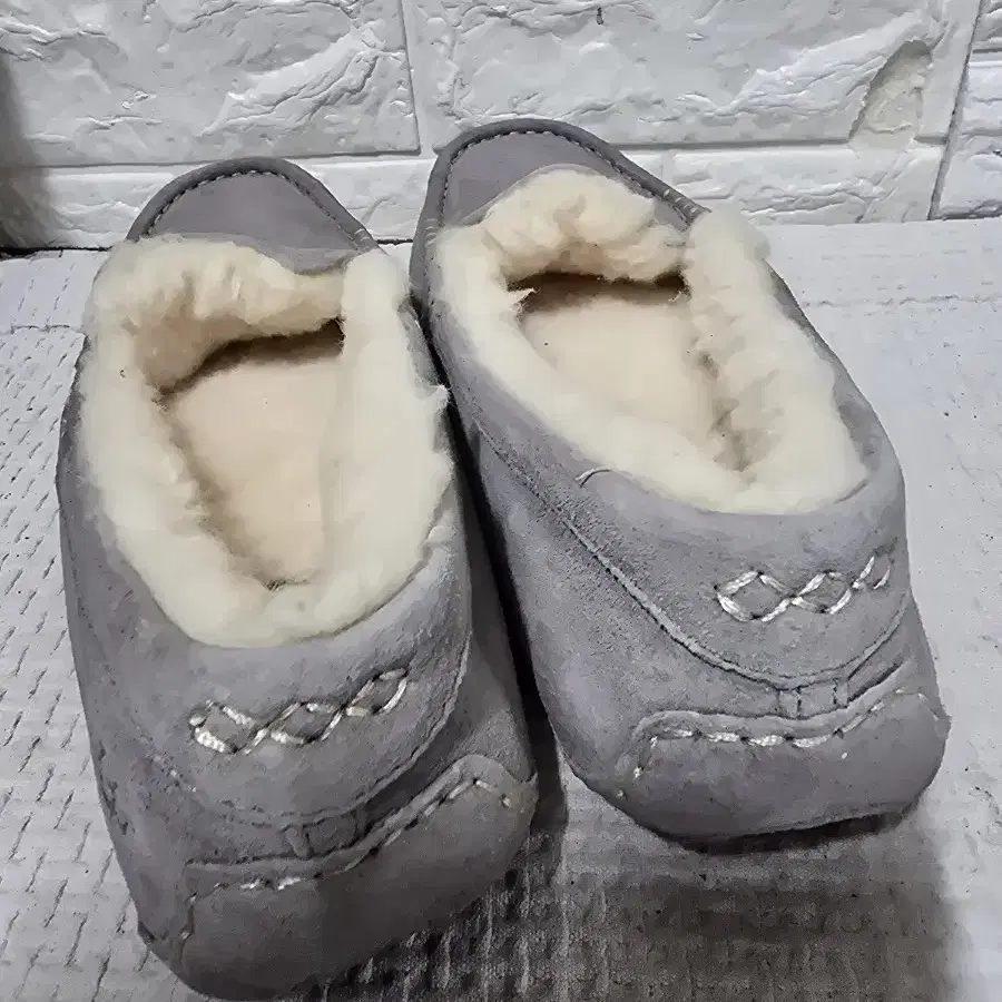 UGG 양털 어그슈즈 245