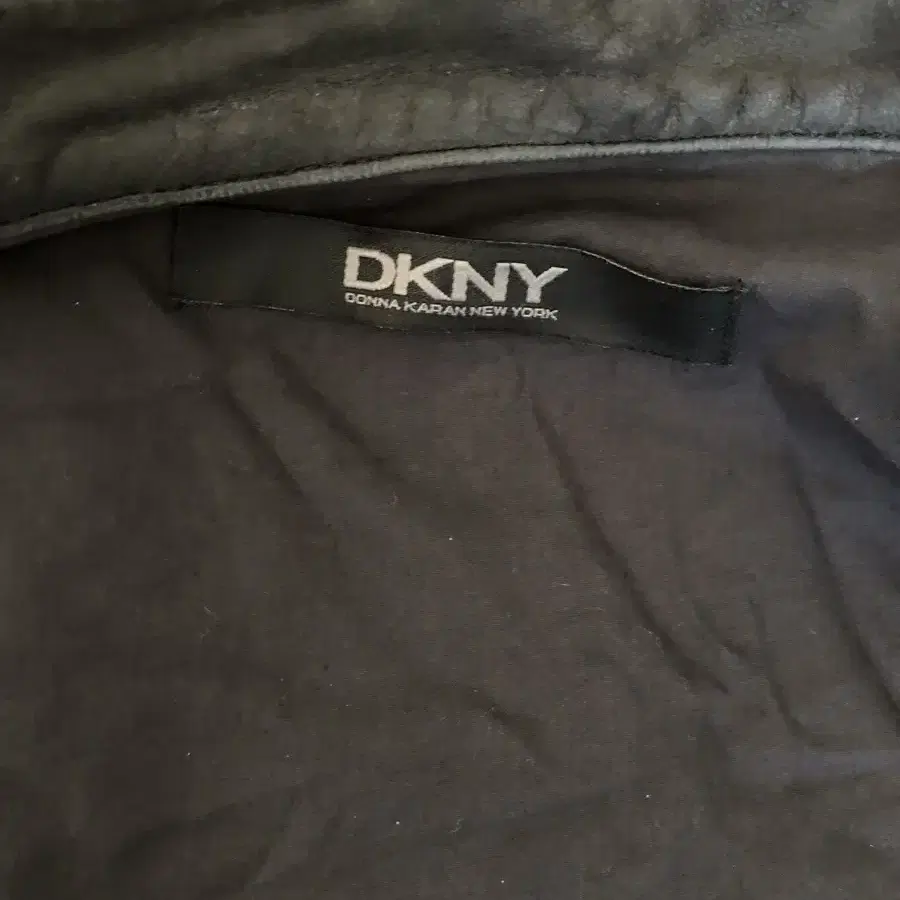 DKNY 양가죽 패치 블랙 야상 자켓 XL