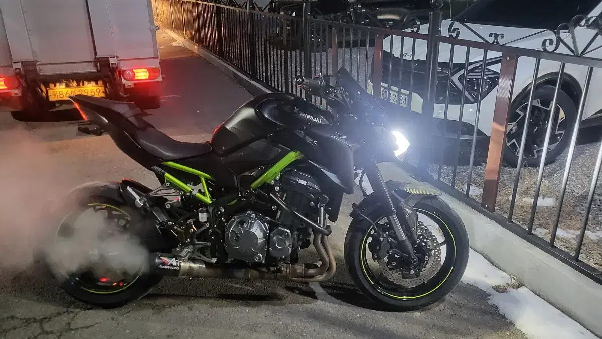 z900 팔거나 대차 원합니다