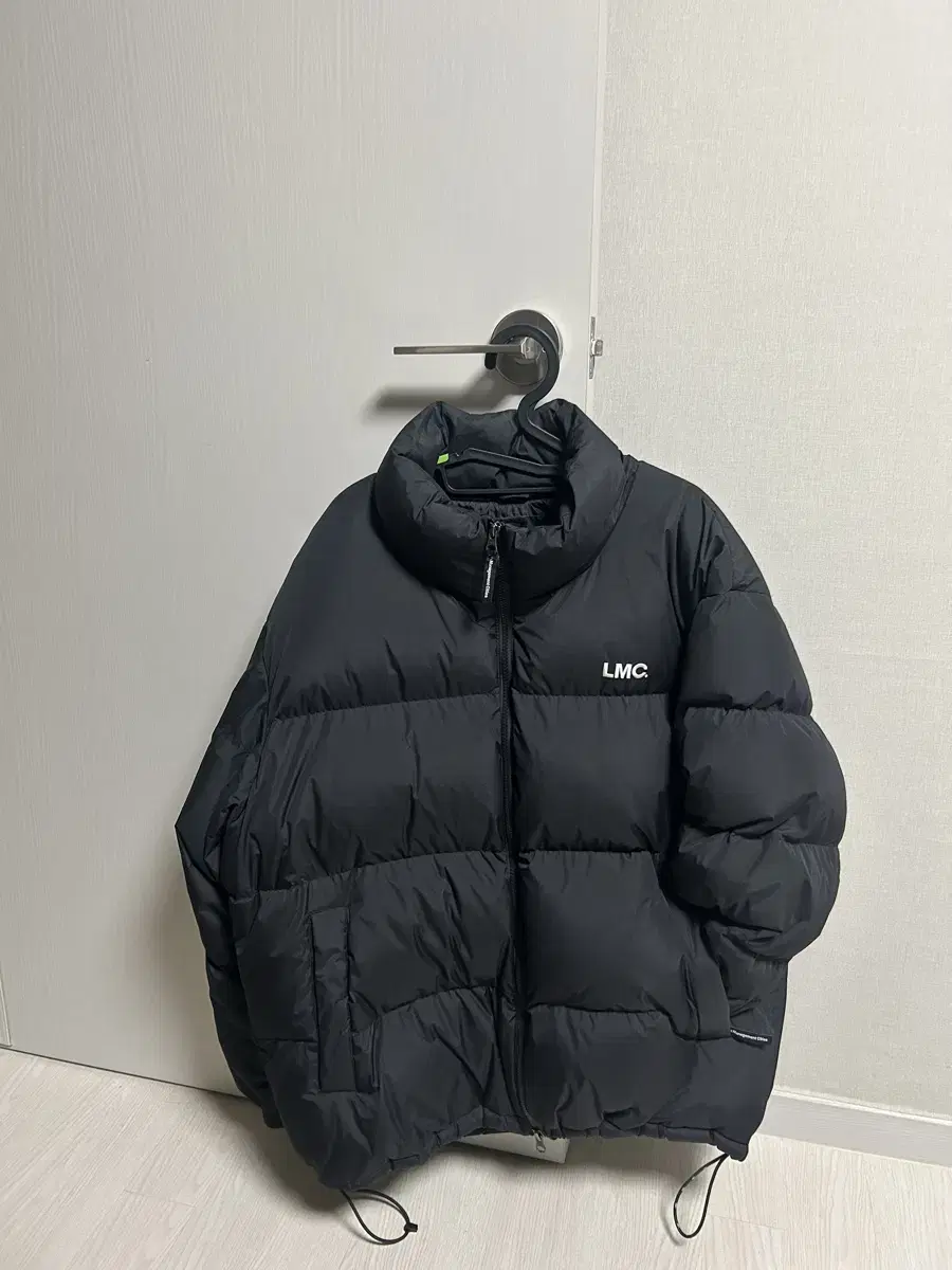 LMC Duck Padded Black XL