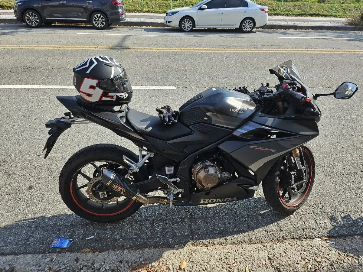 22년식 cbr500r 팝니다