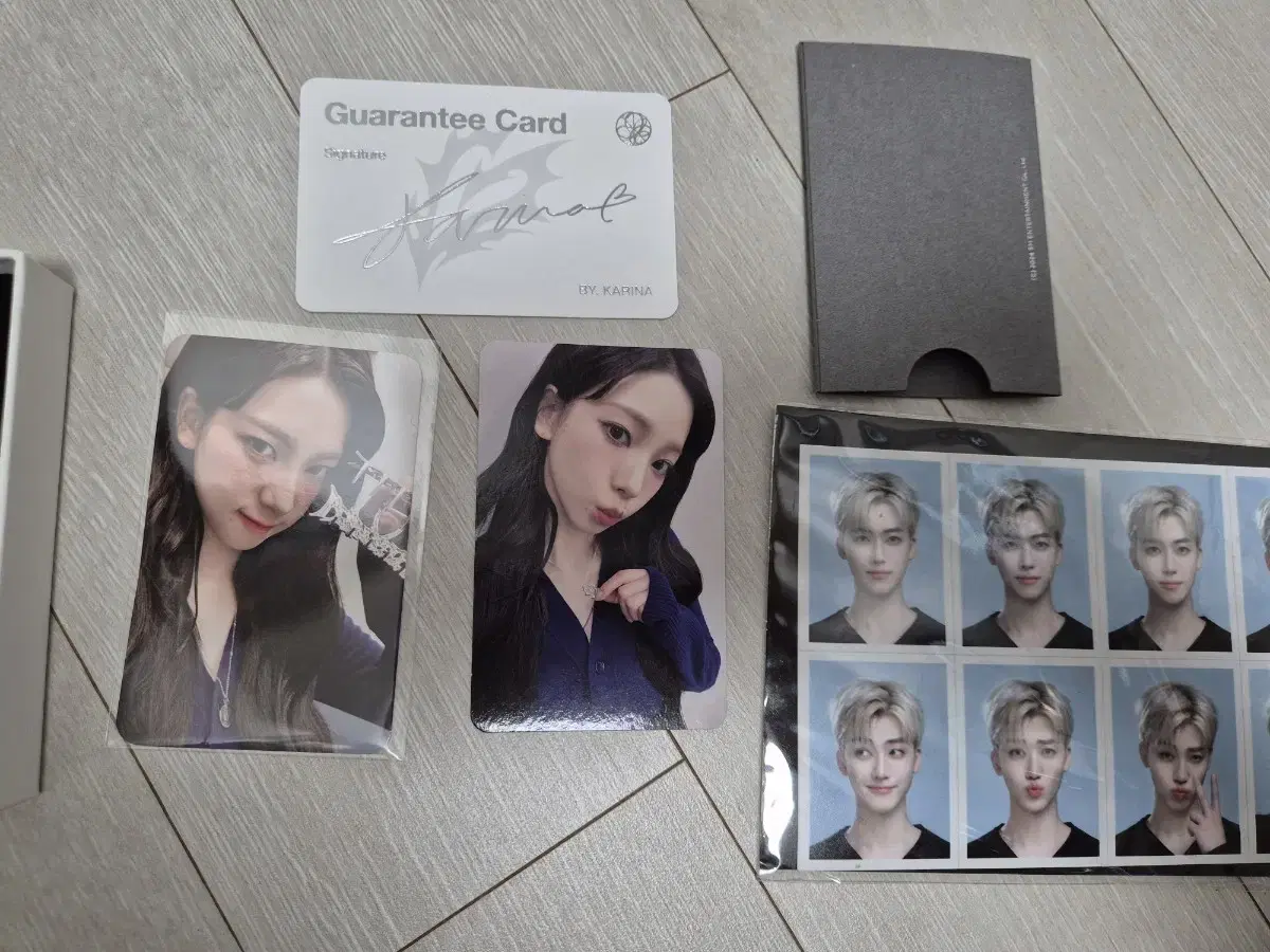 Karina necklace/claw pin photocard (winter photocard jaemin gift certificate)