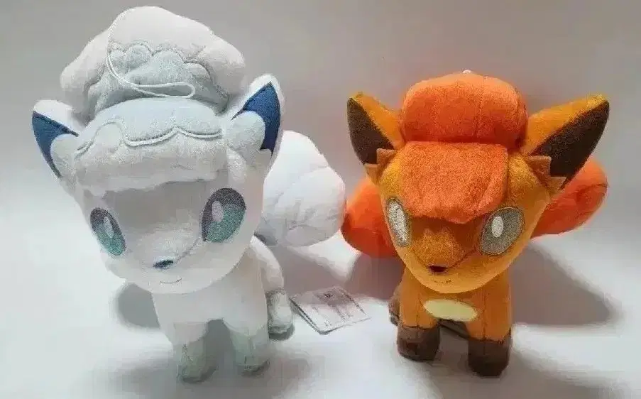 Pokémon Sixth Edition Pokémon Center Vahn Presto Doll