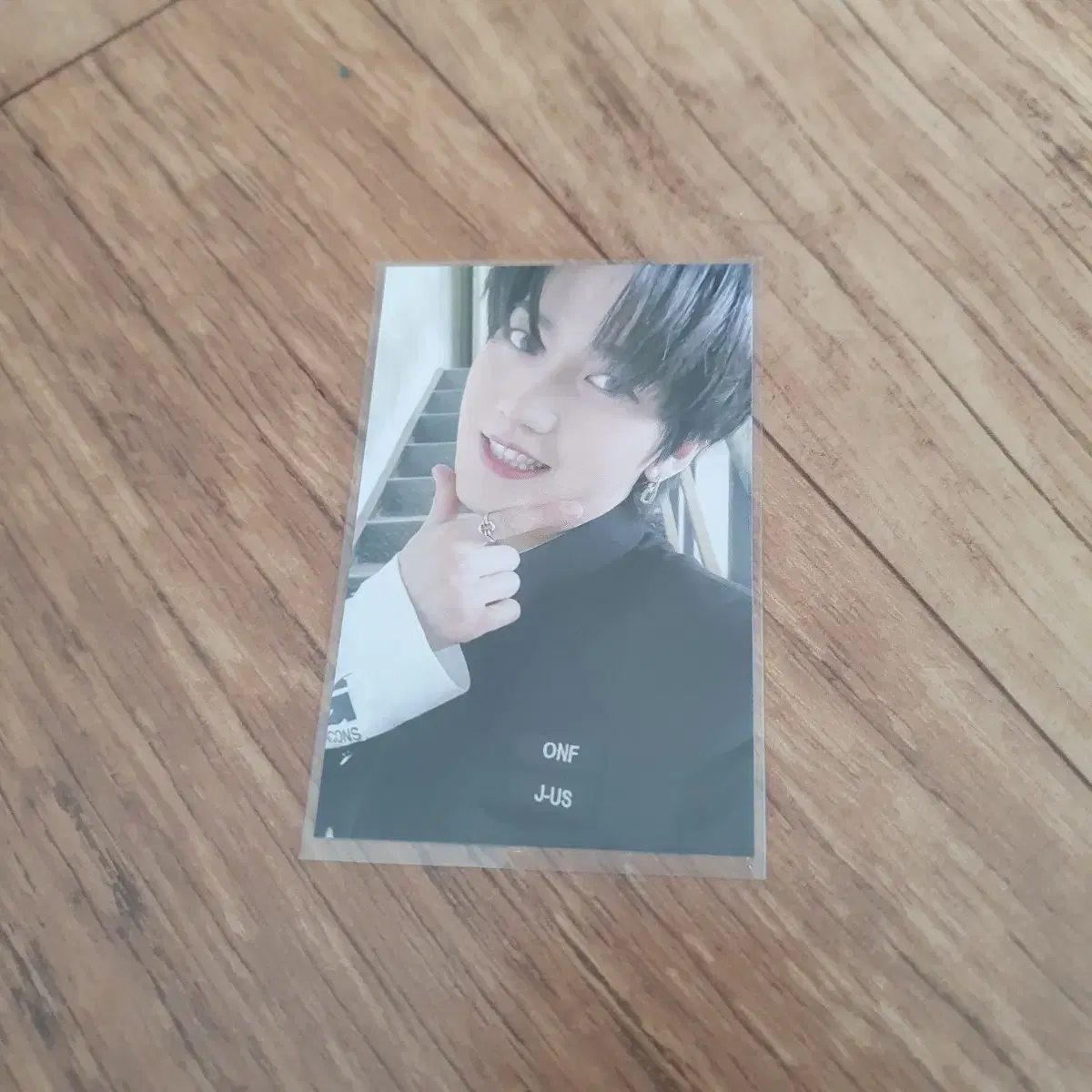 ONF j-us Seung Jun Seung dancing Japanese photocard