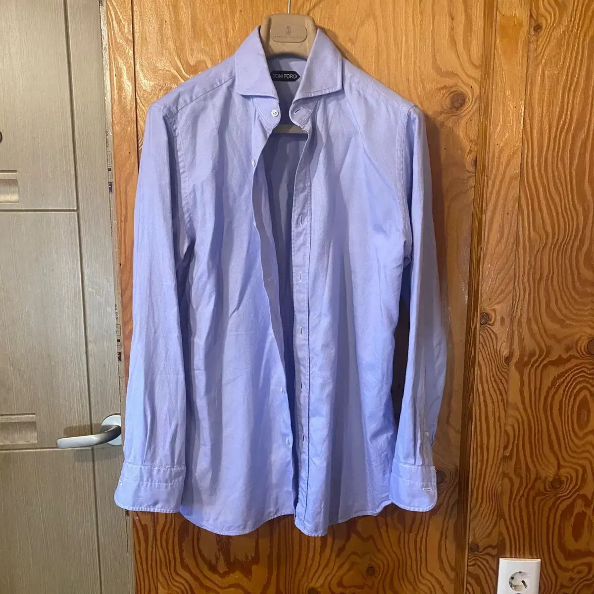 Tom Ford dress shirt sell does @!