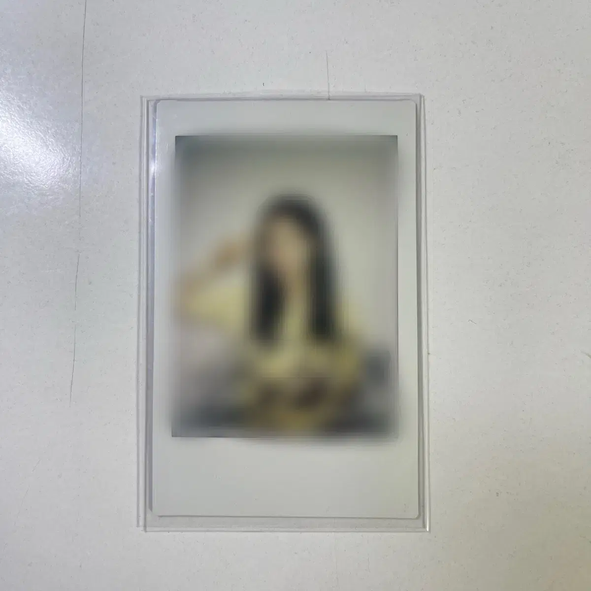 Loona Artemis haseul sign polaroid