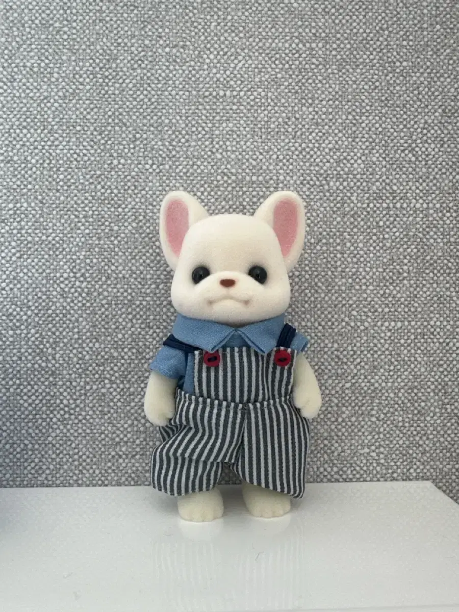 Sylvanian Bulldog Dad