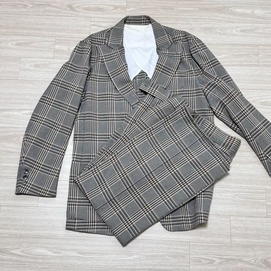 니들스 needles 19AW/Peaked Lapel 셋업