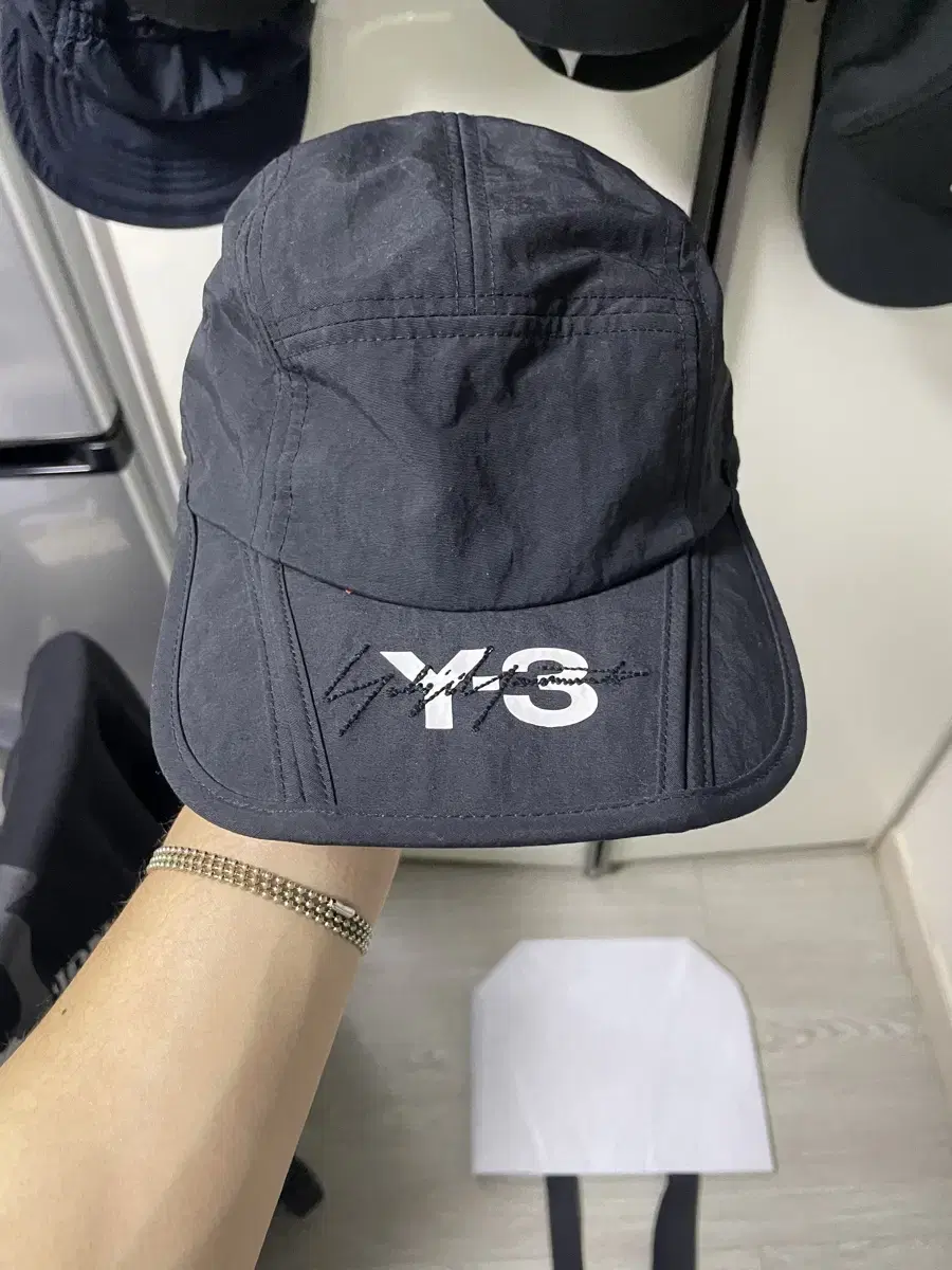 Y-3 캠프캡