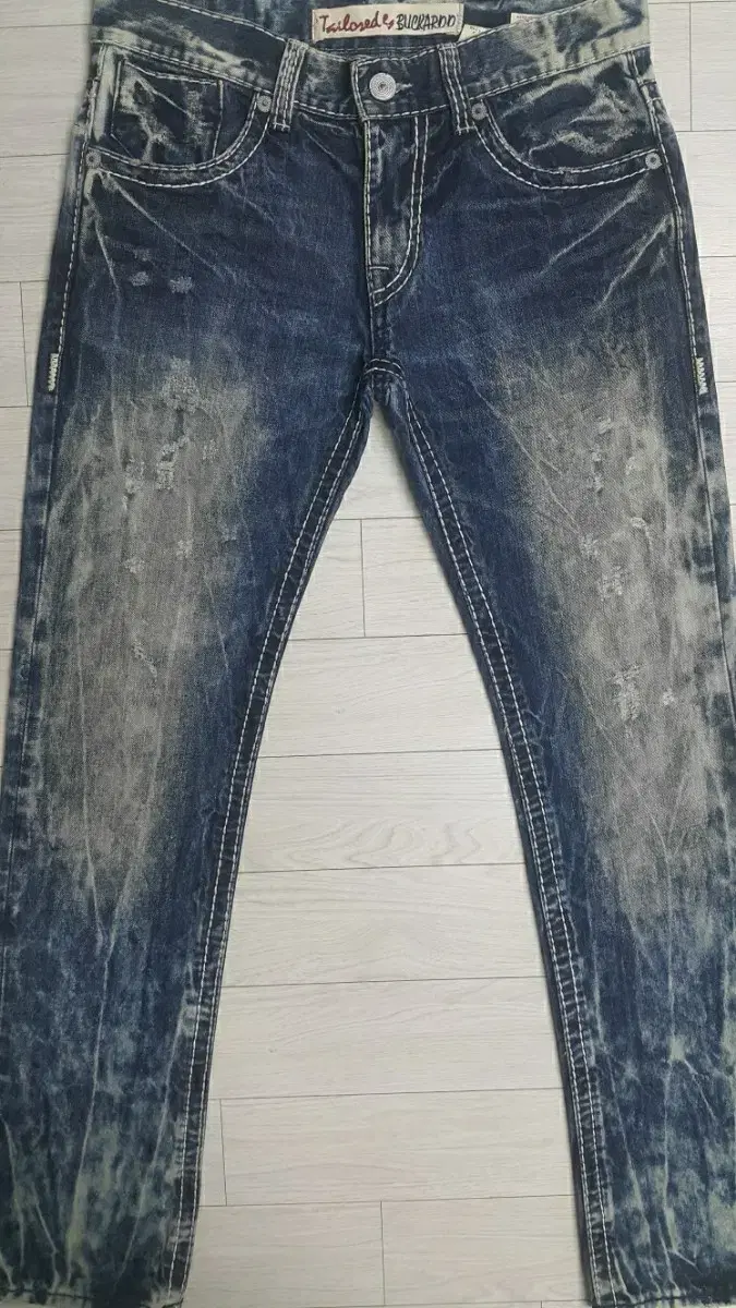 Buckerloo jeans true to size33" 900 thick