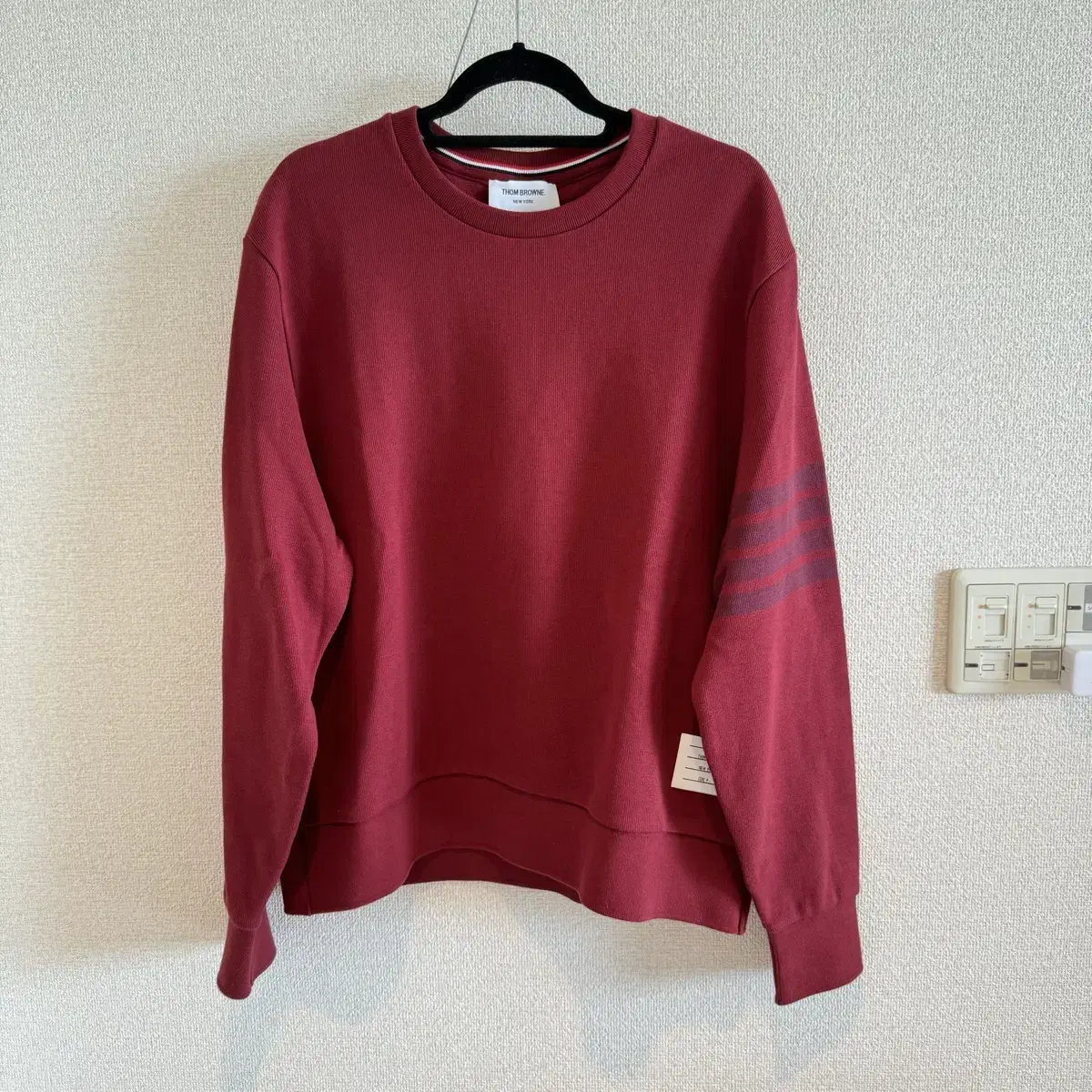 Thom Brown sweater