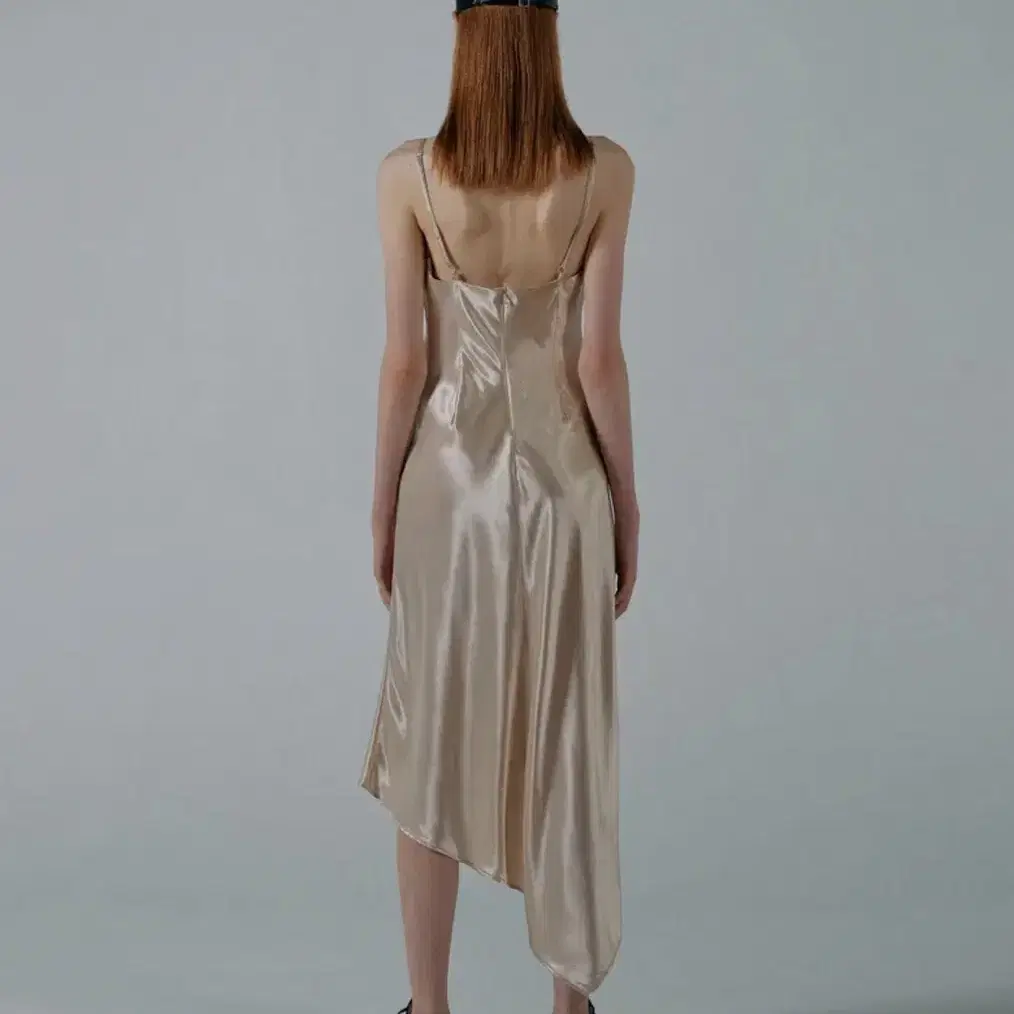 스컬프터 원피스/스커트 Unbalance Cowl Satin Dress