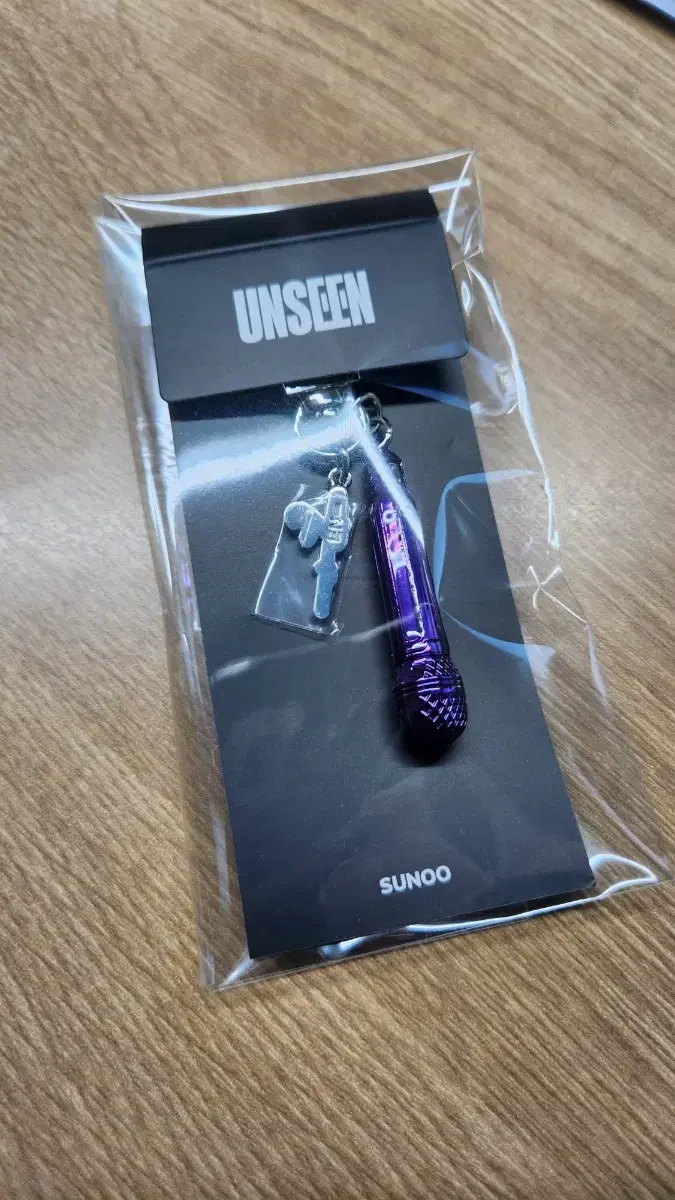 enhypen UNSEEN microphone keyring sunwoo