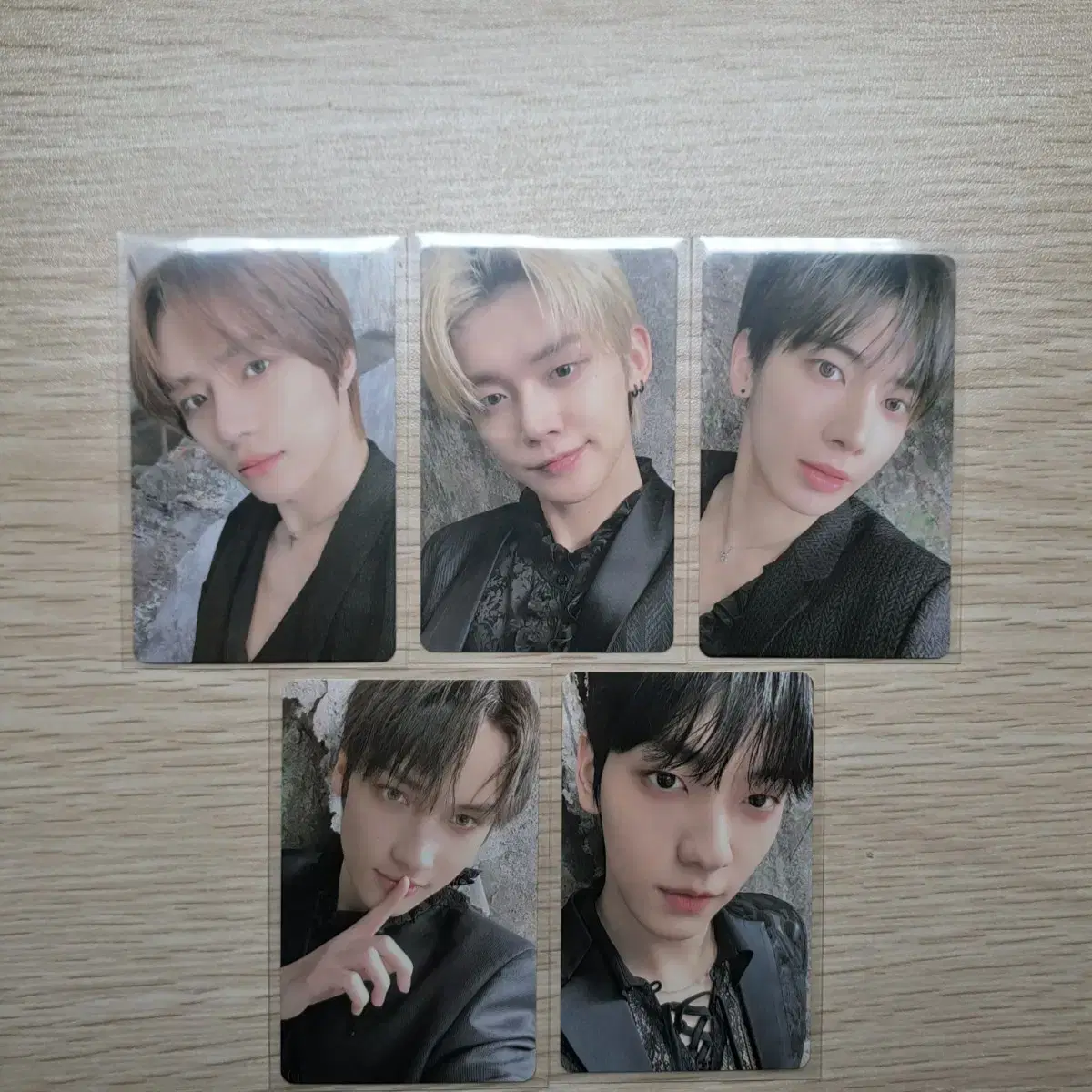 I'm selling txt rubsicons photocard in bulk!