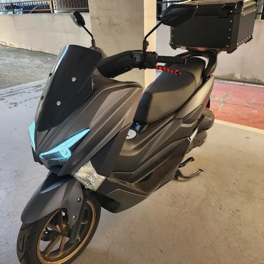 imax125 24년식 25년형 pcx nmax