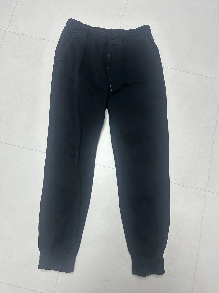 All-black jogger pants size 28