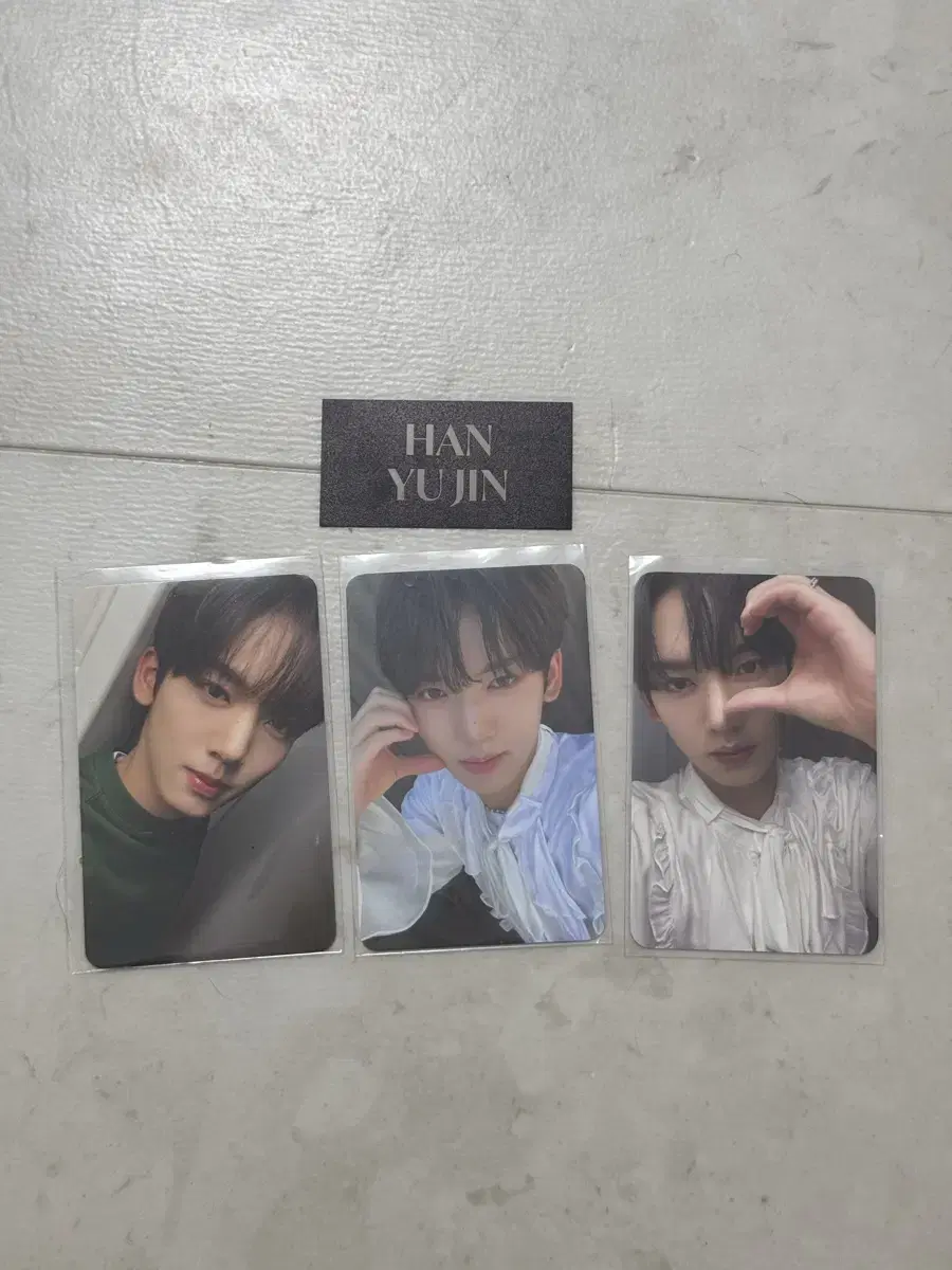 Zerobaseone han yujin The Modern The Moving Seoul photocard bulk WTS