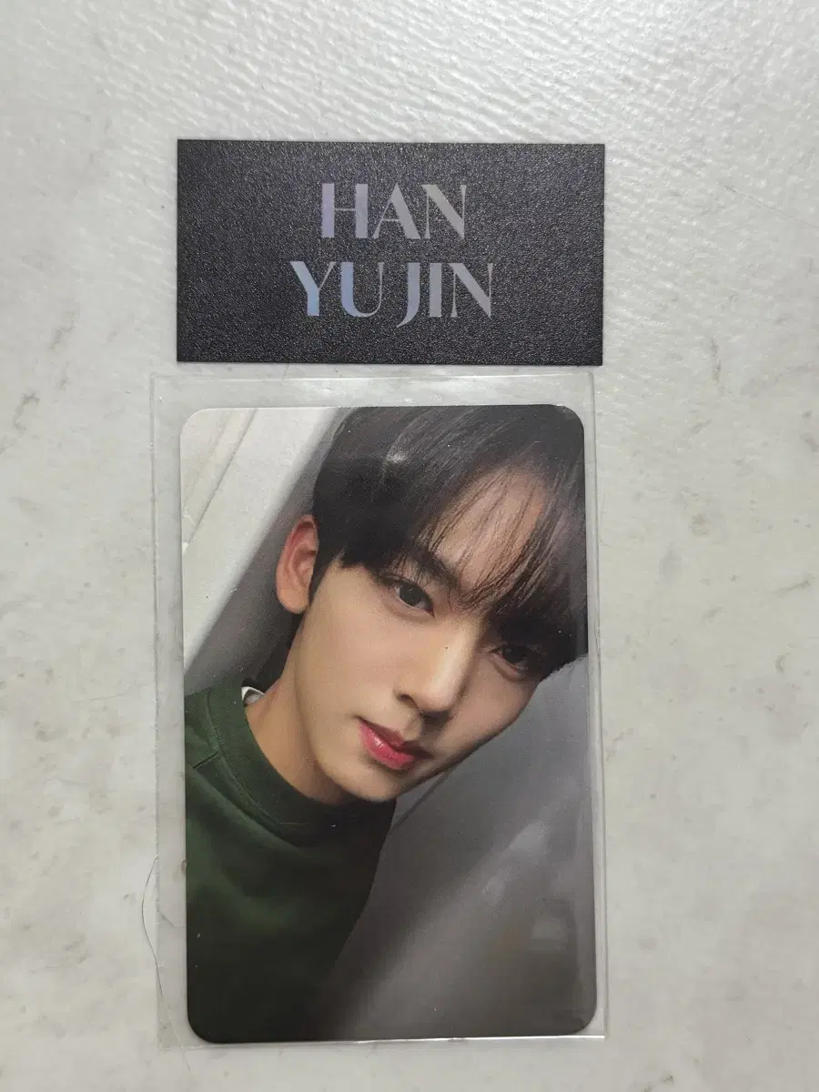 ZEROBASEONE The Modern The Moving Seoul han yujin photocard WTS