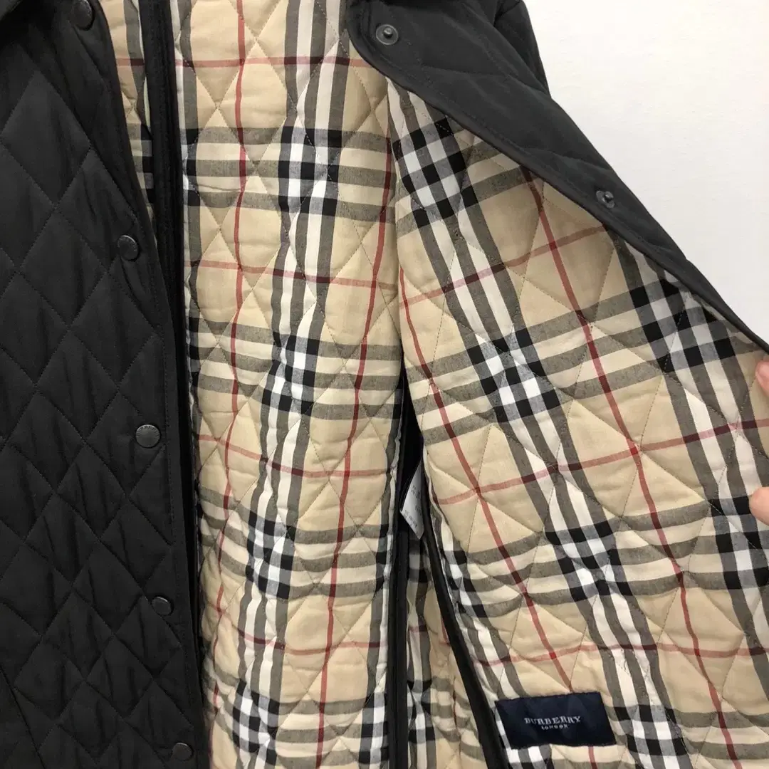 Burberry 버버리 노바체크 안감 퀼팅 자켓 여성 L