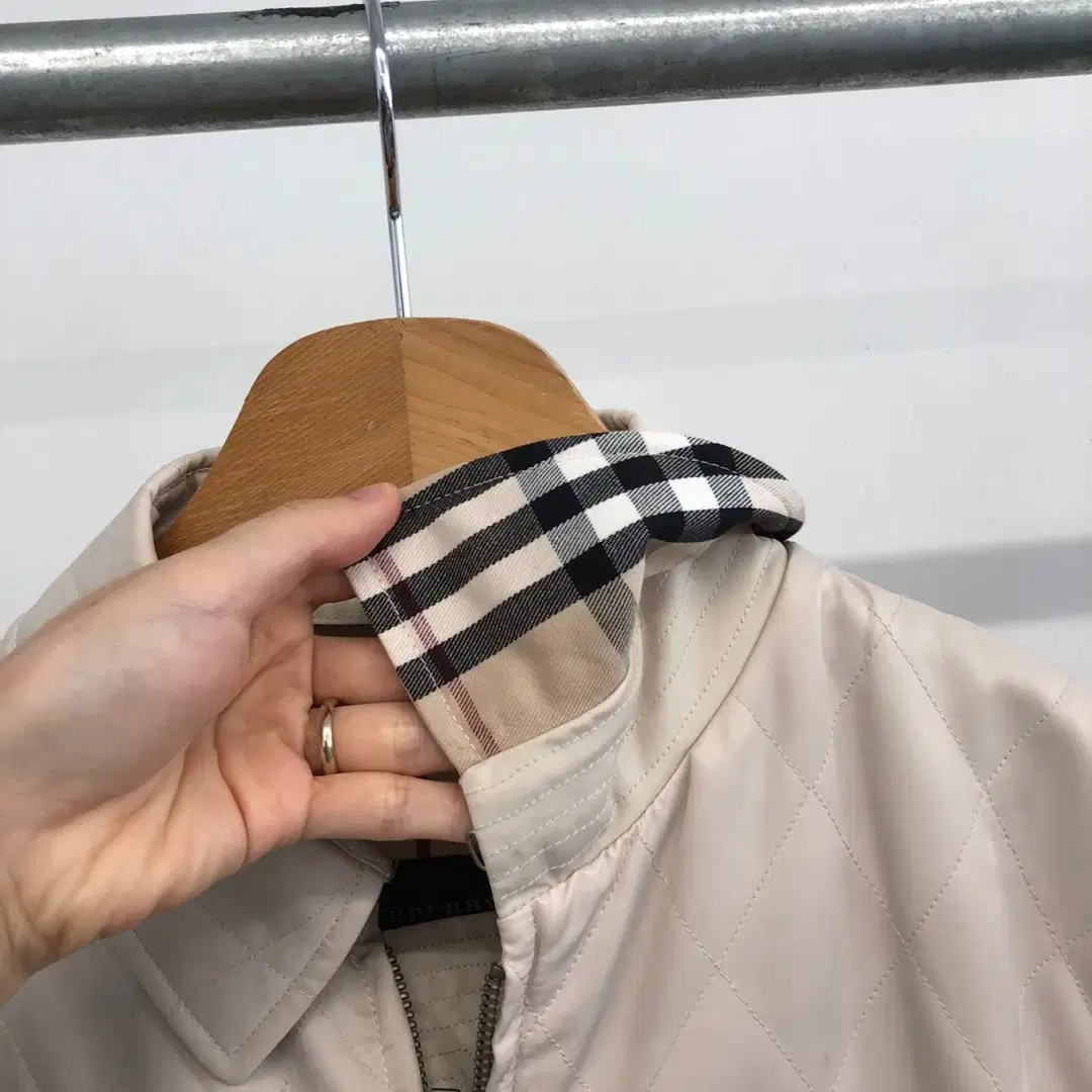 Burberry 버버리 노바체크 퀼팅 자켓 여성 L