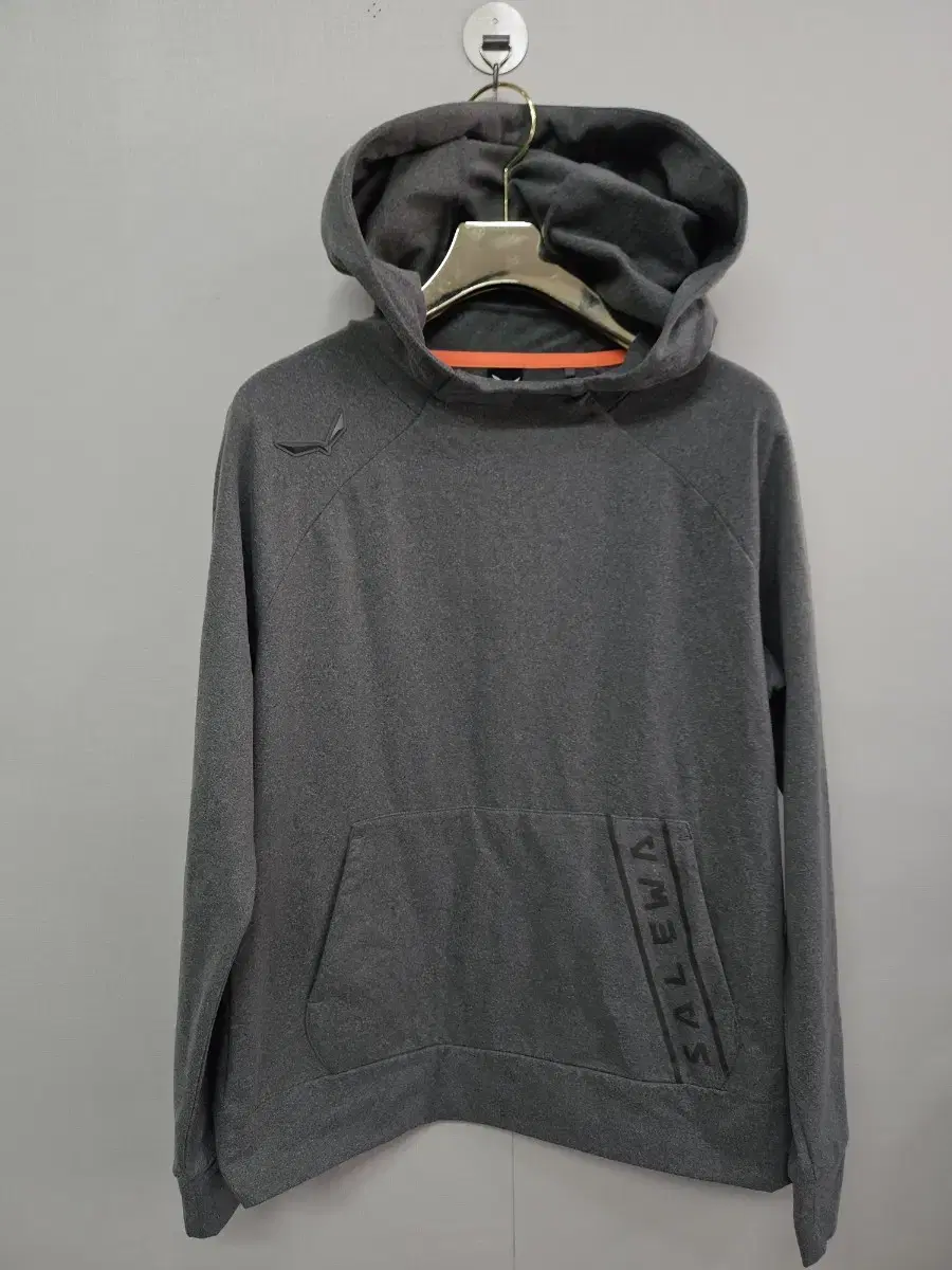 95 Saleh and Andam Hooded Long Sleeve