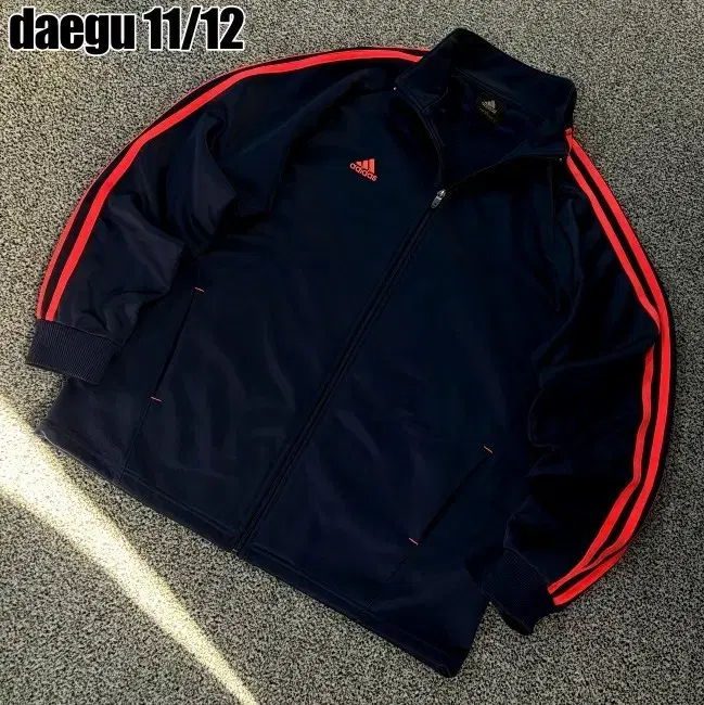 105 ADIDAS ZIPUP 아디다스 집업