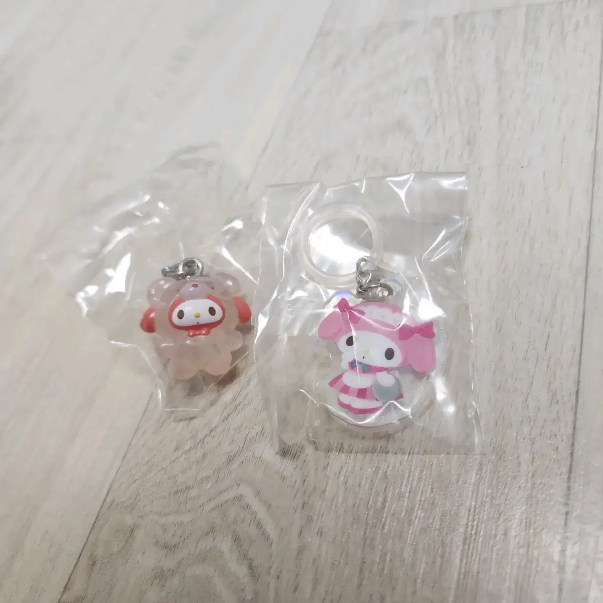 Sanrio Maimelody Lattekuma Mezirushi Flat Mezirushi keyring Gacha Figures