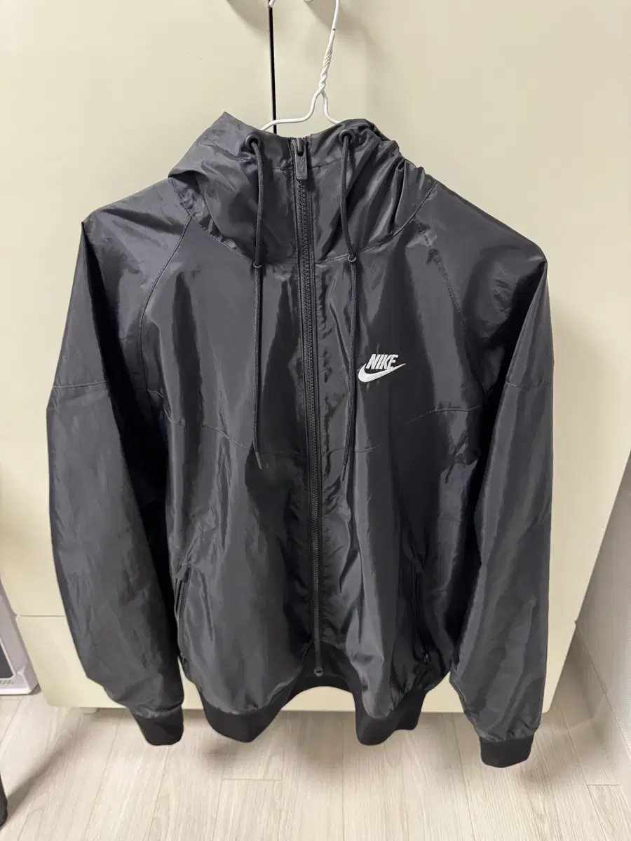 Nike Windrunner Hooded Jacket Black S