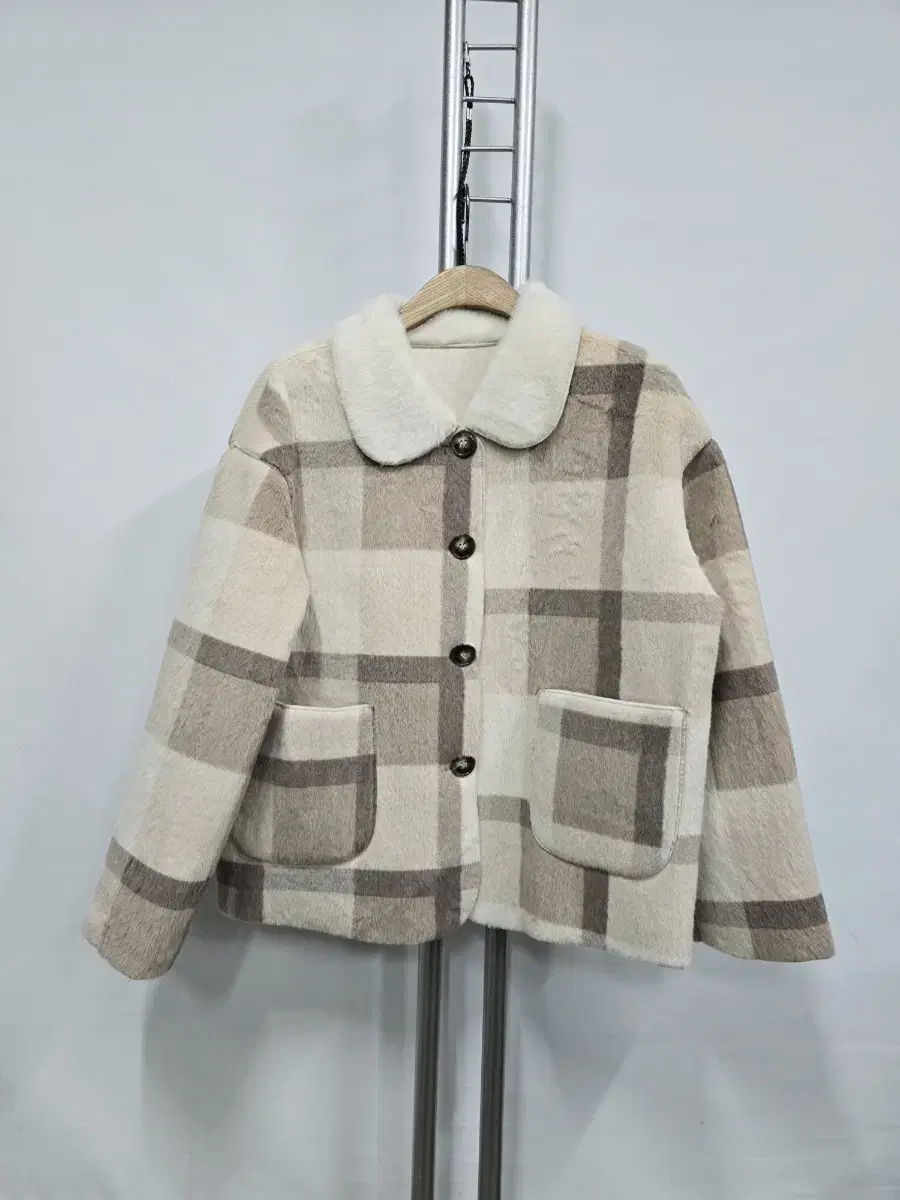 Winter Jacket Round Kara Check Jacket