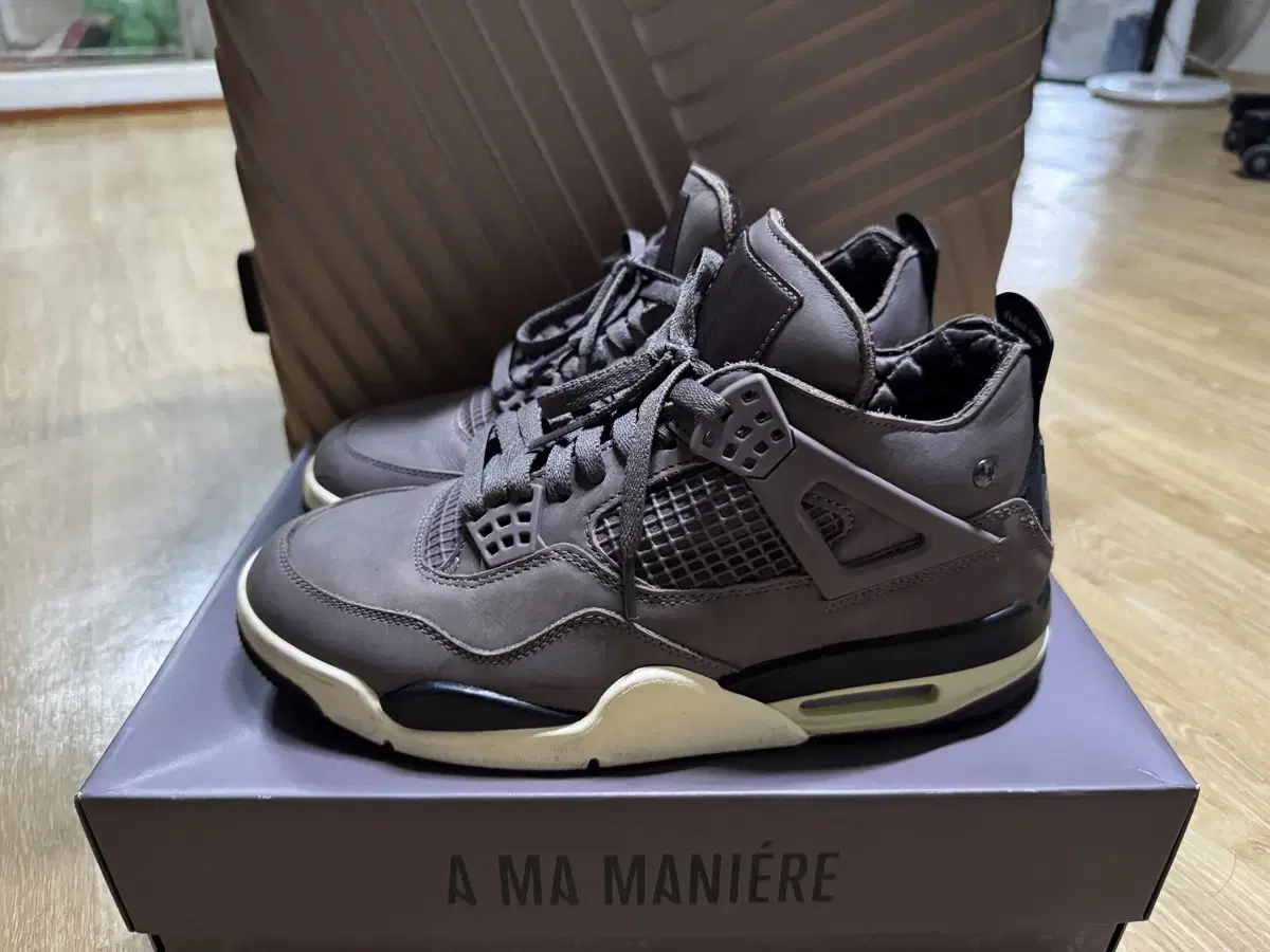 Jordan 4 x A Ma Maniere