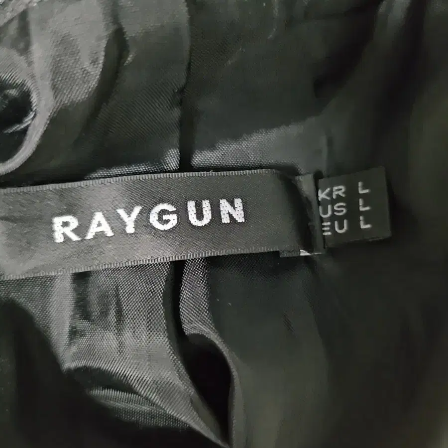 RAYGUN 레더자켓 L사이즈